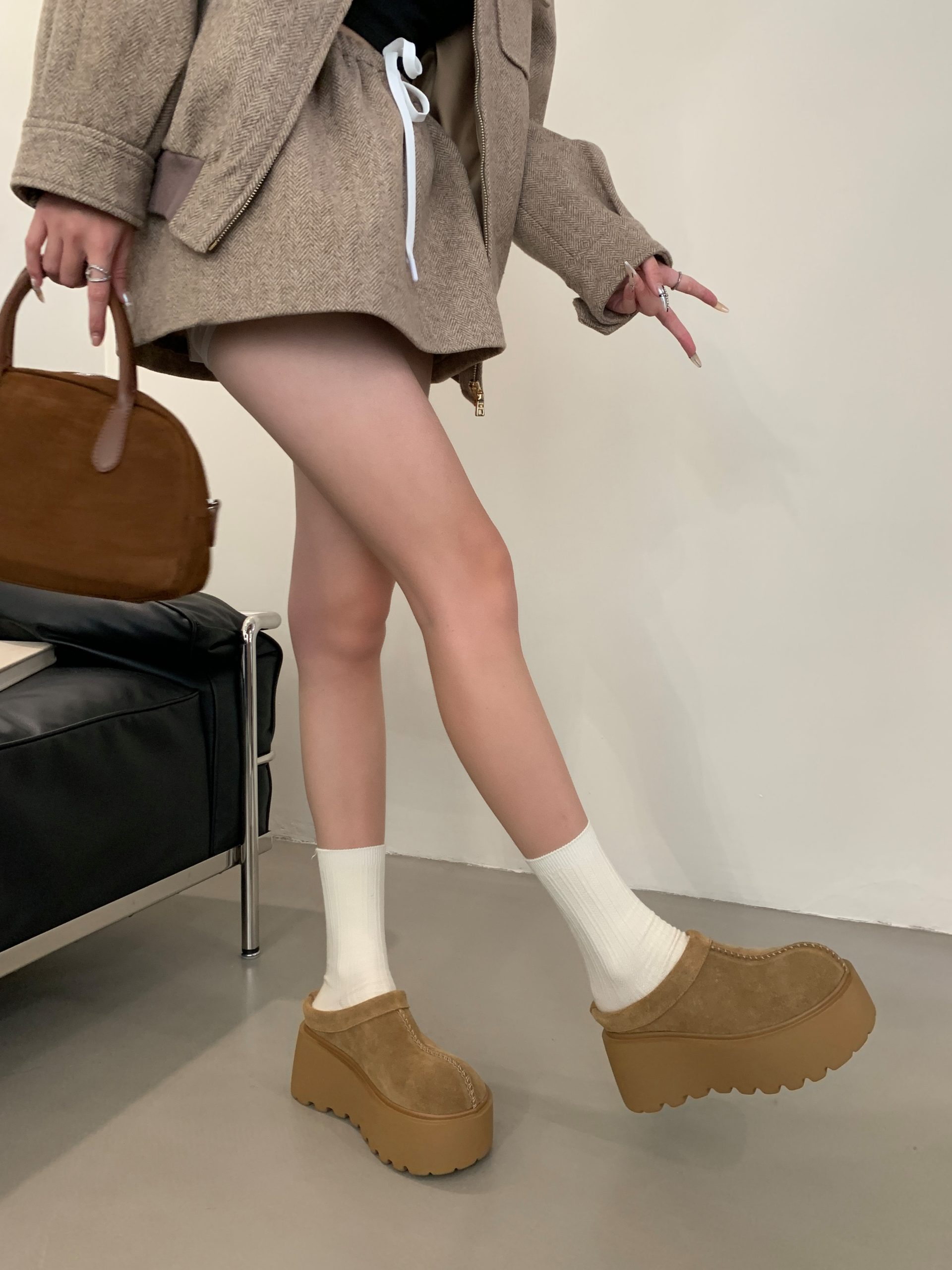 Chunky Sole Slippers for Women - Thick Bottom Casual Outdoor Office Shoes for Petite - Unisex Clog Slip-On Loafers - Image 3