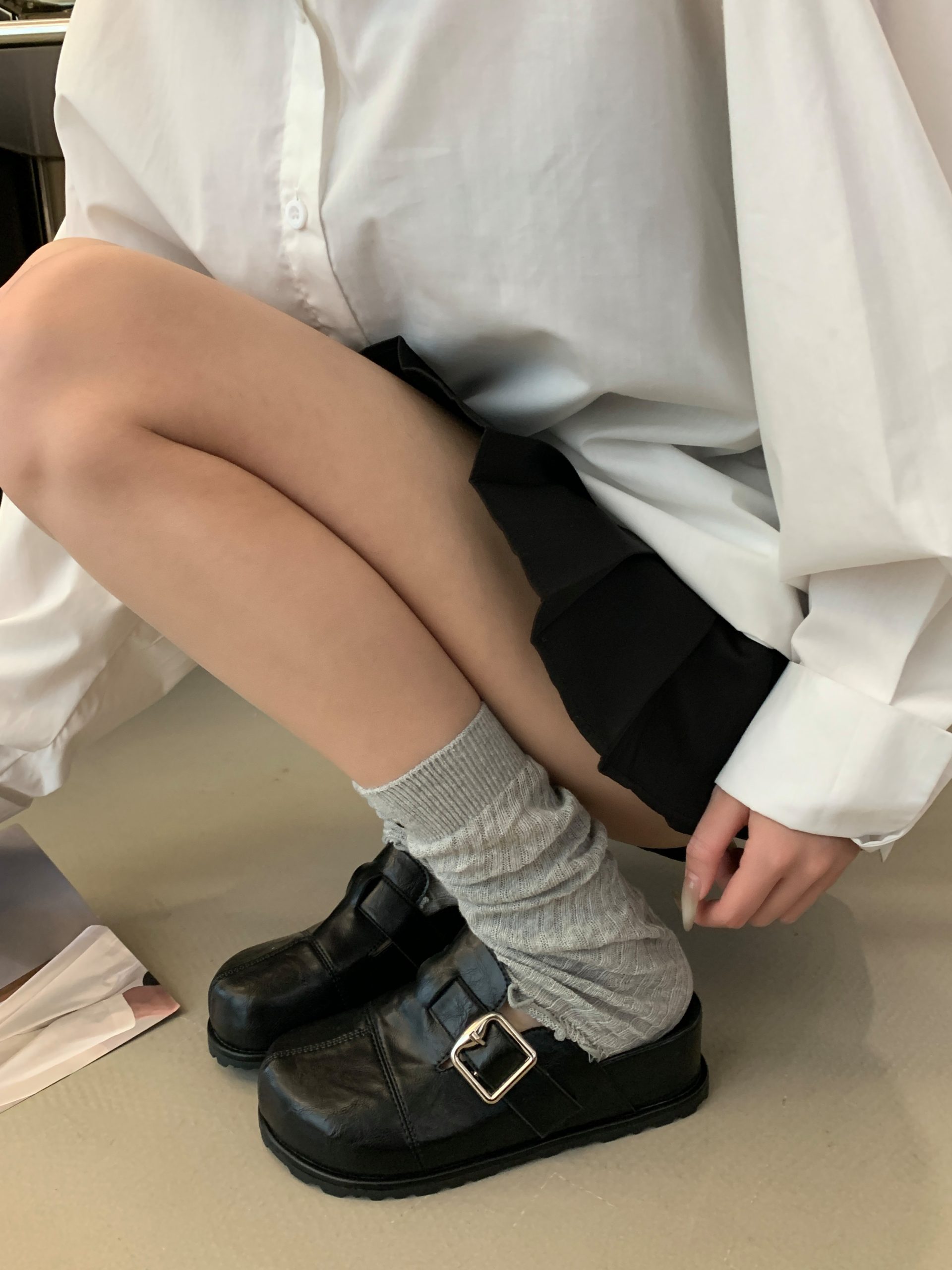 Round Toe Metal Rivet Open Toe Half Slippers Women 2025 New Chunky Sole Belt Buckle Outdoor Birkenstock Slippers - Image 4