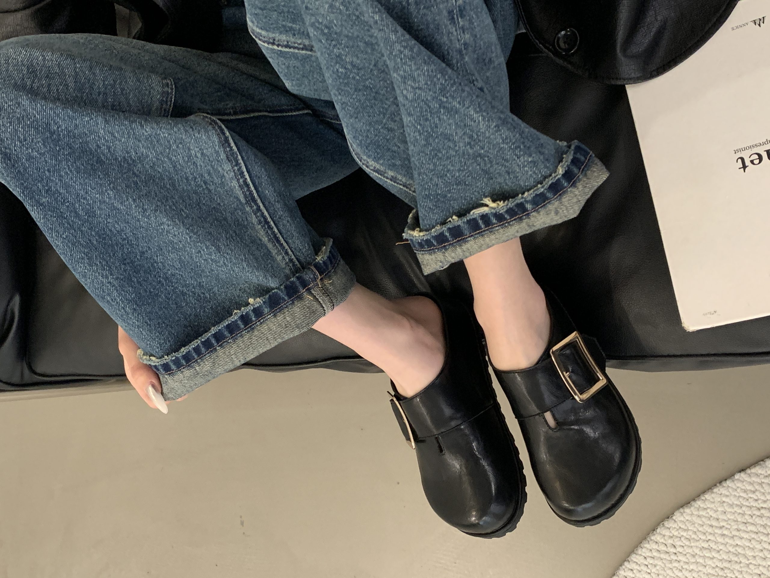 Zhuipin Round Toe Metal Rivet Half Slippers Women 2025 Spring New Thick Sole Buckle Strap Boho Slippers