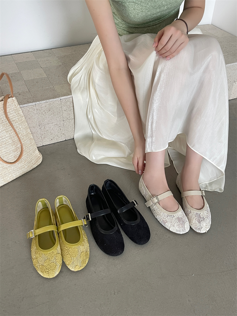 2026 New Autumn Knit Embroidered Flat Mesh Women's Shoes